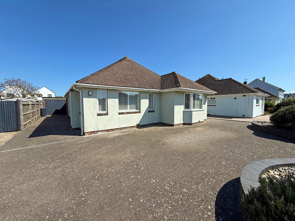 3-bed detached on Fowey Close, Shoreham-by-Sea, £725,000