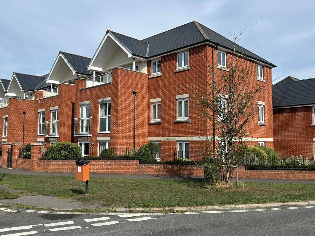 Main image of property: Southampton Road, SO45