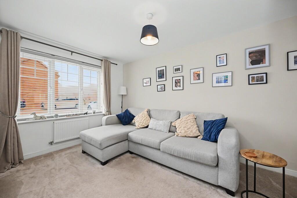 House in Rugby, Clifton-upon-Dunsmore - View 3