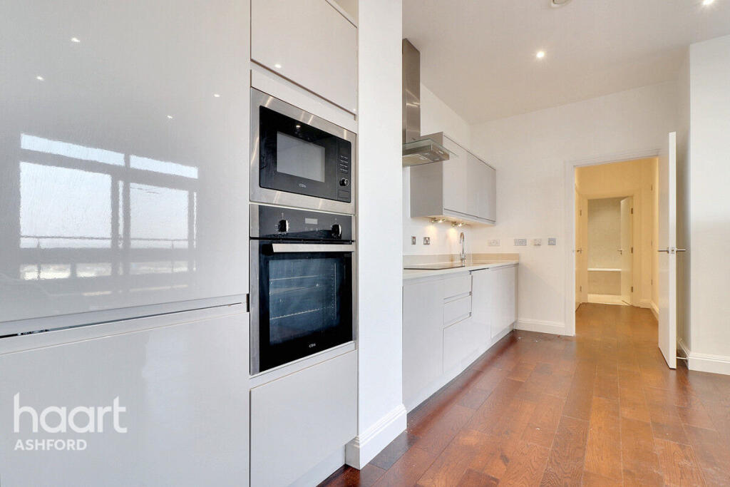 Main image of property: Park Street, Ashford