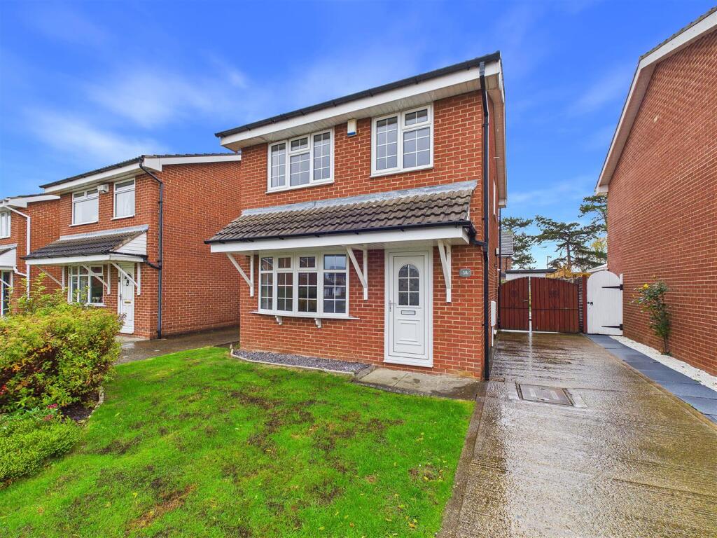3-bed detached on Scugdale Close, Yarm, £219,995