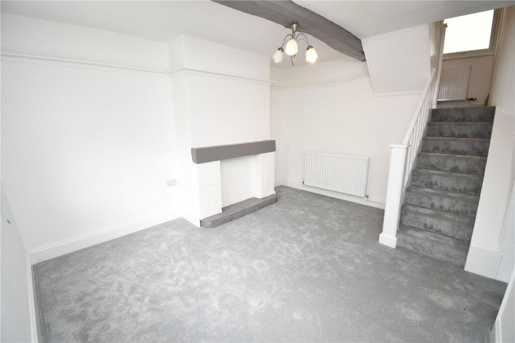 House in Upton, Overchurch Hill - View 2