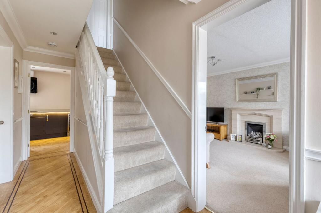 House in Cuddington, Sandiway - View 4