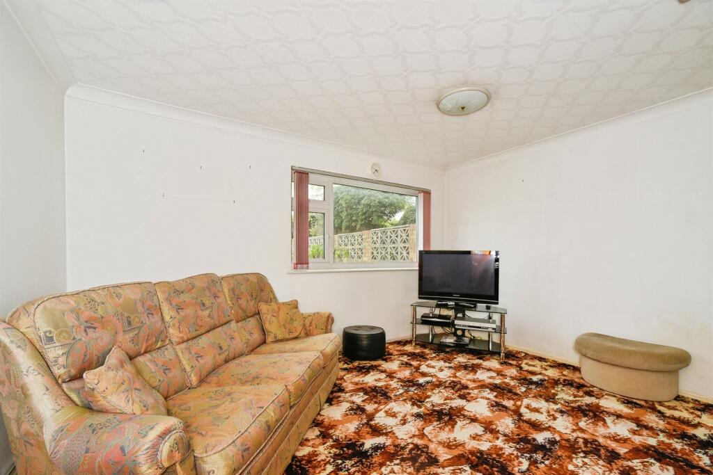 House in Test Valley, Rooksbury Mill, Andover - More