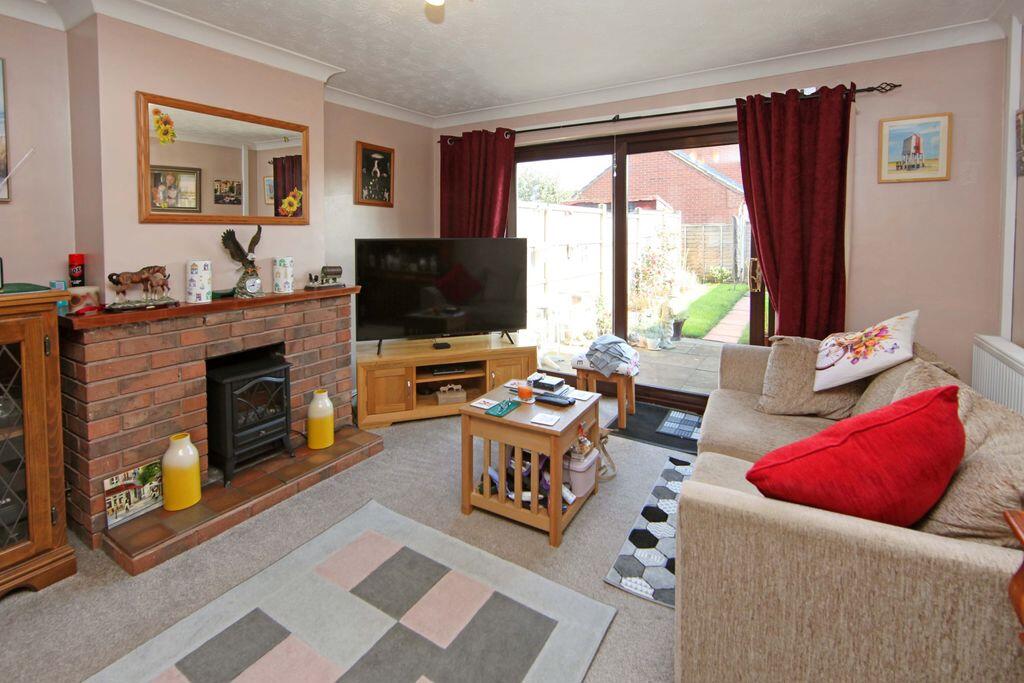 2 Rodney Close, Shifnal, TF11 8UE photo 2