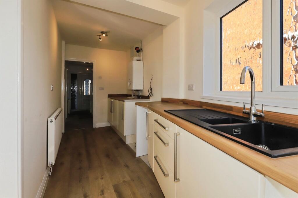 House in Wolverhampton, West Midlands - View 4