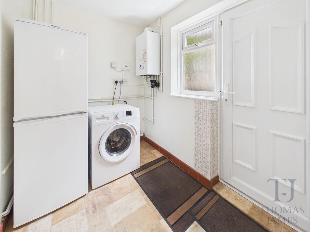 House in Nottingham - View 5