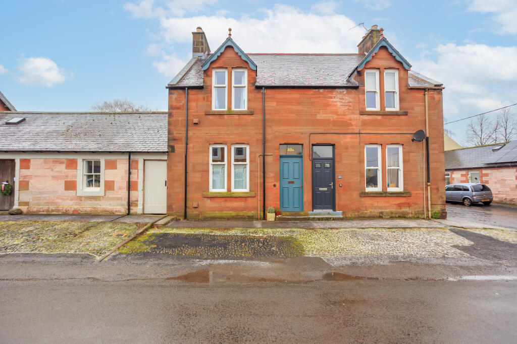 3-bed semi-detached on Townhead Street, Thornhill, DG3, £170,000