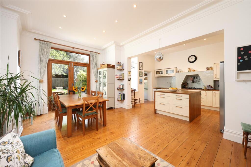 7-bed semi-detached on Julius Road, Bristol, BS7, £1,400,000