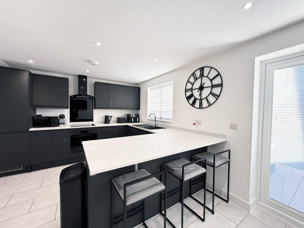 Bramwell Court, Allerton Bywater, WF10 photo 4