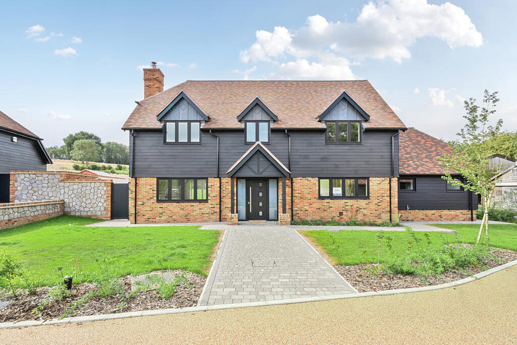 Main image of property: Ivy House, Harrietsham, Maidstone, Kent, ME17 1NH