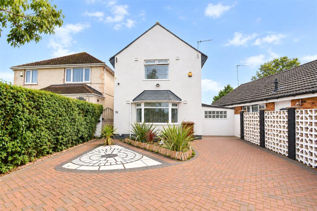 3-bed detached on Town Meadow Lane, Moreton, Wirral, £325,000