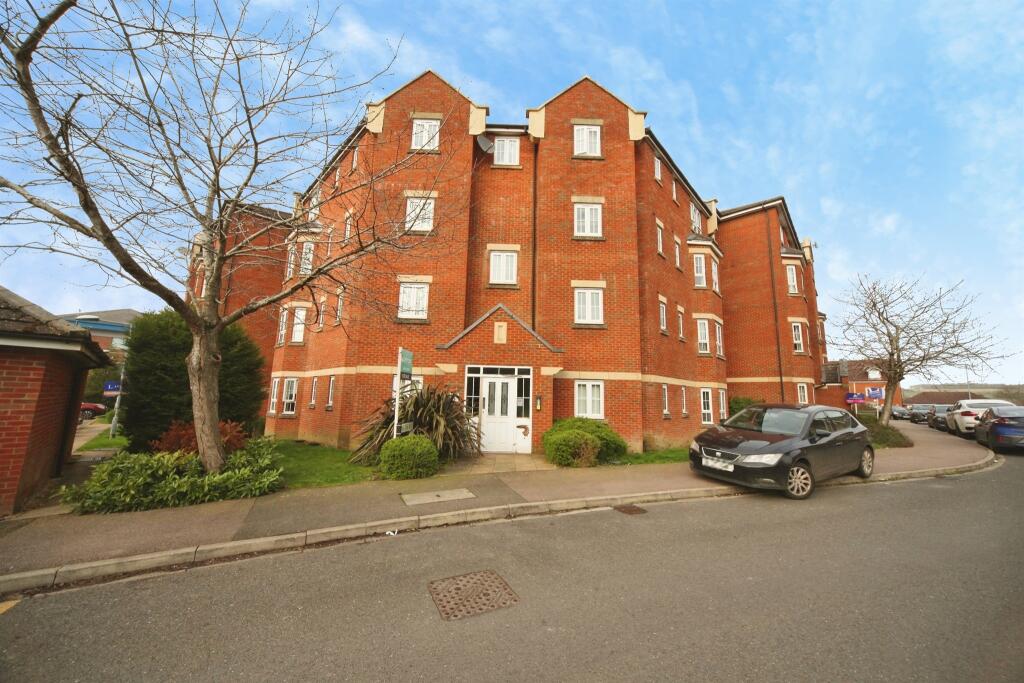 Main image of property: Watling Gardens, Dunstable