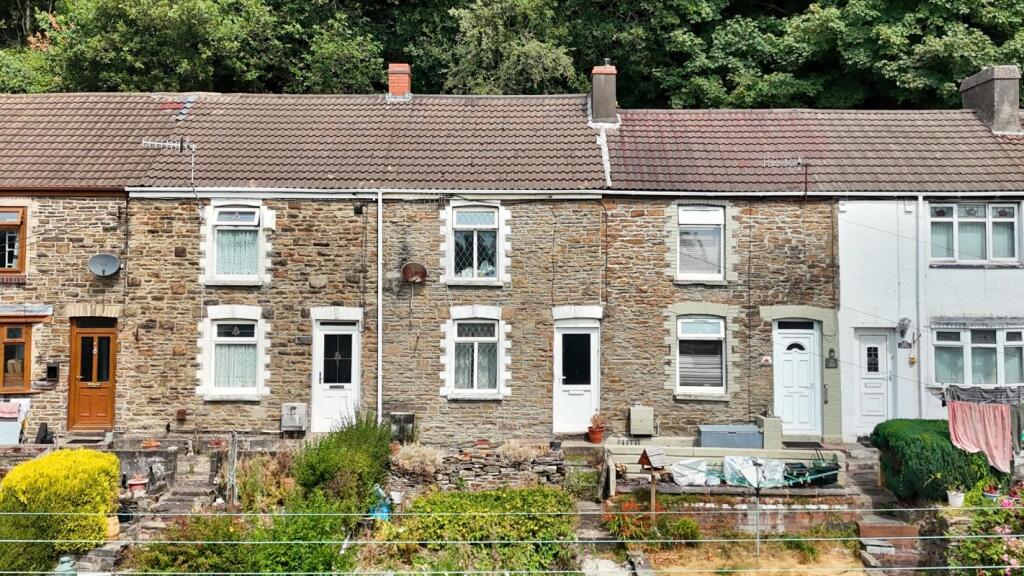 Main image of property: 6 Hill Road, Neath Abbey, Neath, West Glamorgan, SA10 7NR