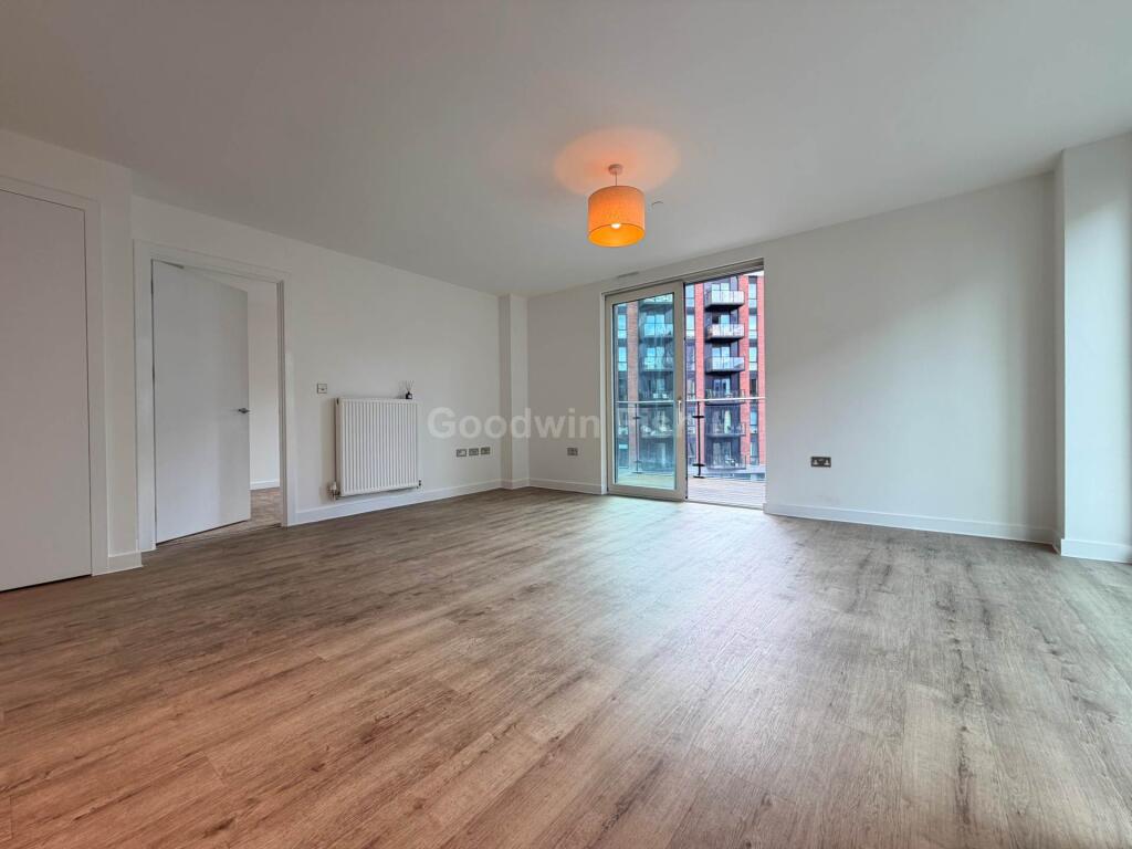 Apartment in Manchester - View 5