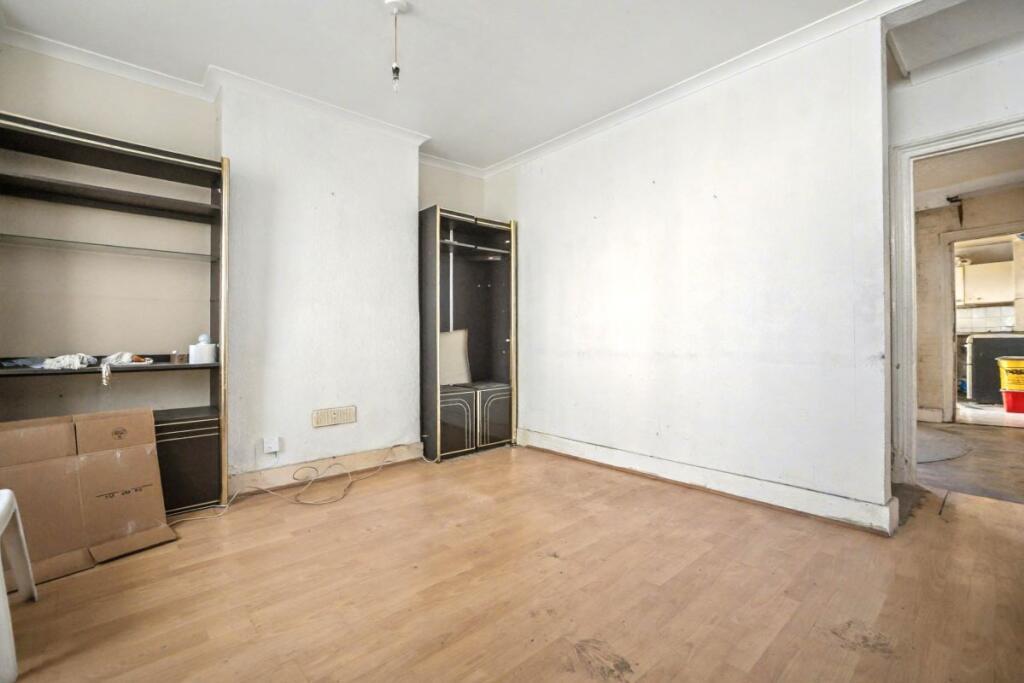 House in Chatham, Luton - View 3