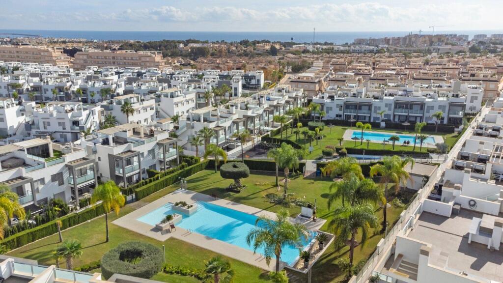 Main image of property: Valencia, Alicante, Torrevieja