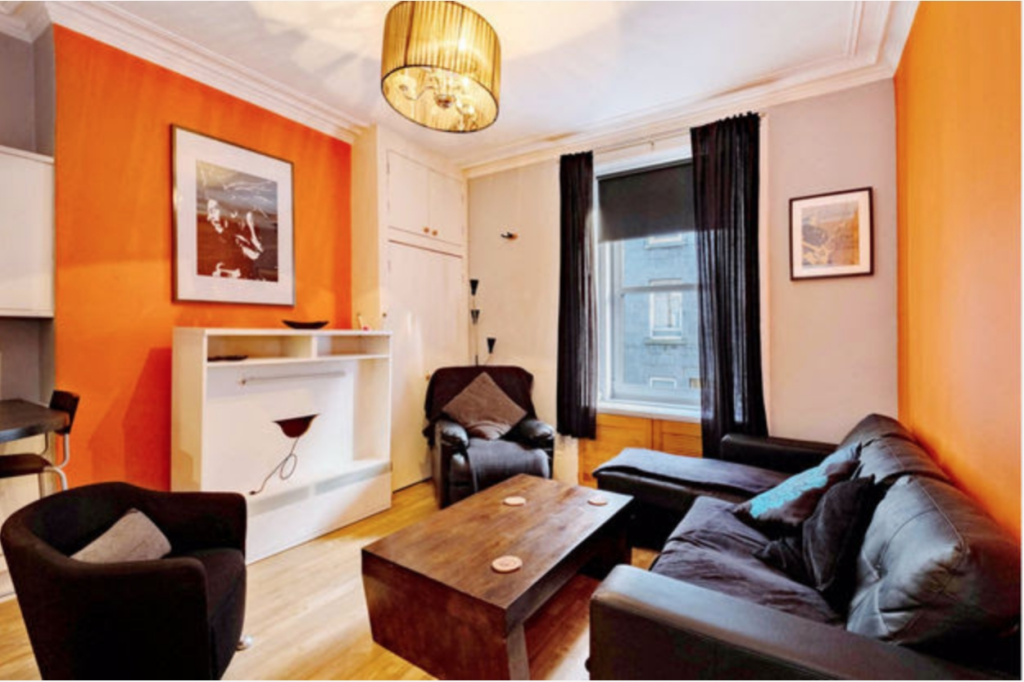 Main image of property: Flat 3 10 Fraser Street, Aberdeen, AB253XS
