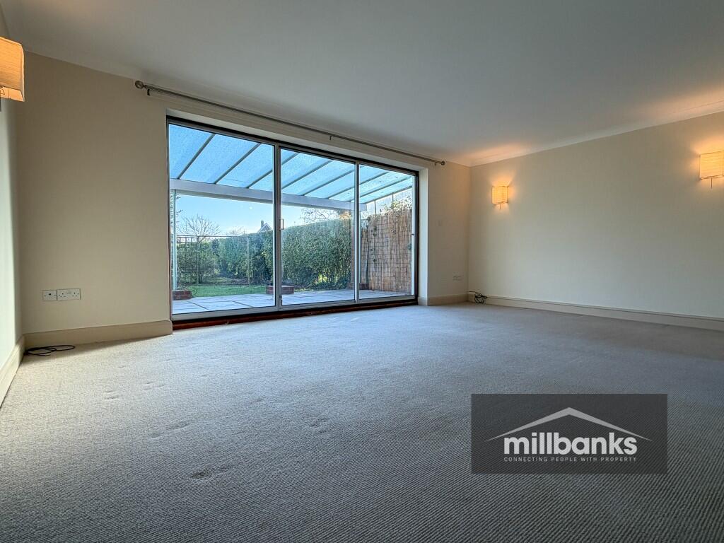 London Road, Attleborough, Norfolk, NR17 photo 2