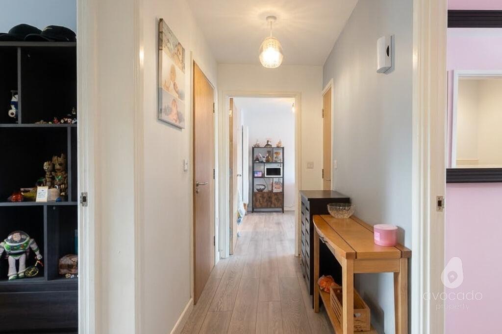 Apartment in Binfield, Bracknell Forest - More