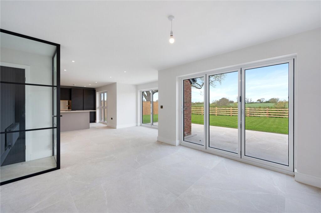 House in Preston, Broughton - View 4