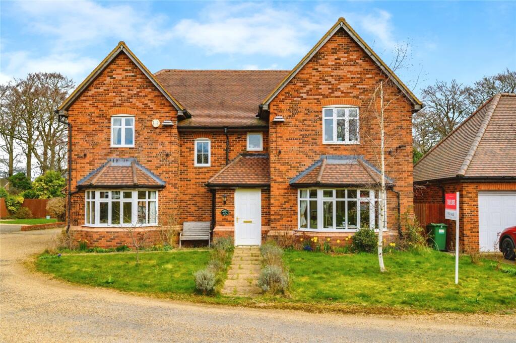 Main image of property: Lancot Place, Dunstable, Bedfordshire, LU6