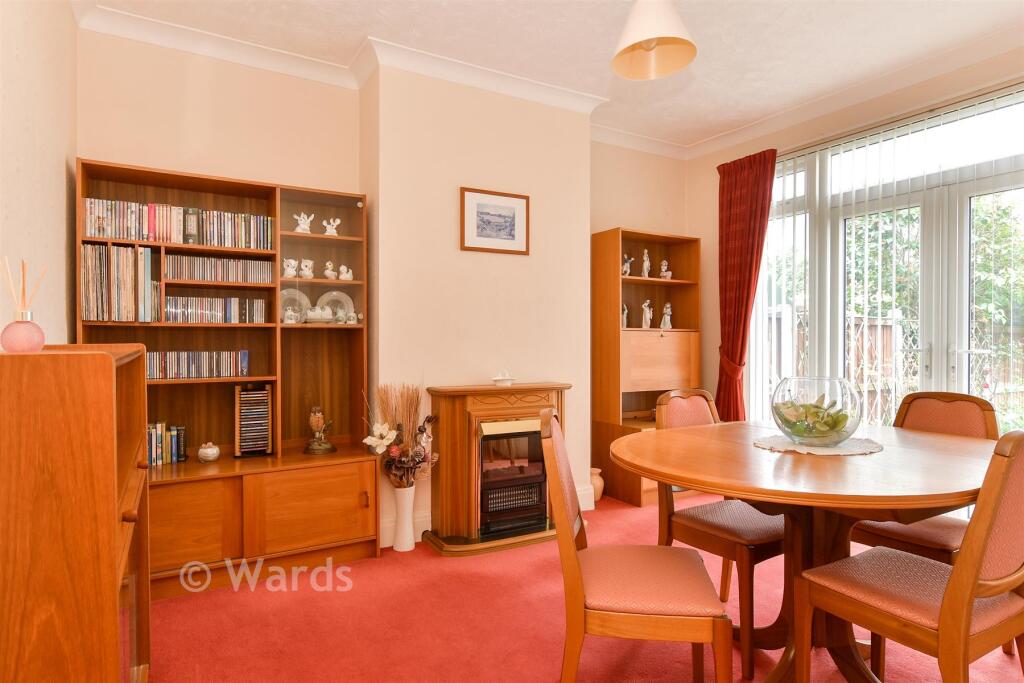 House in Gillingham, Medway - More