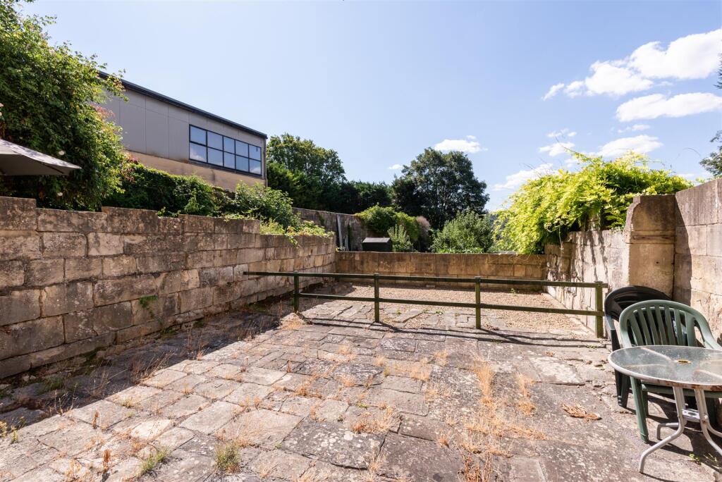 Property photo 11