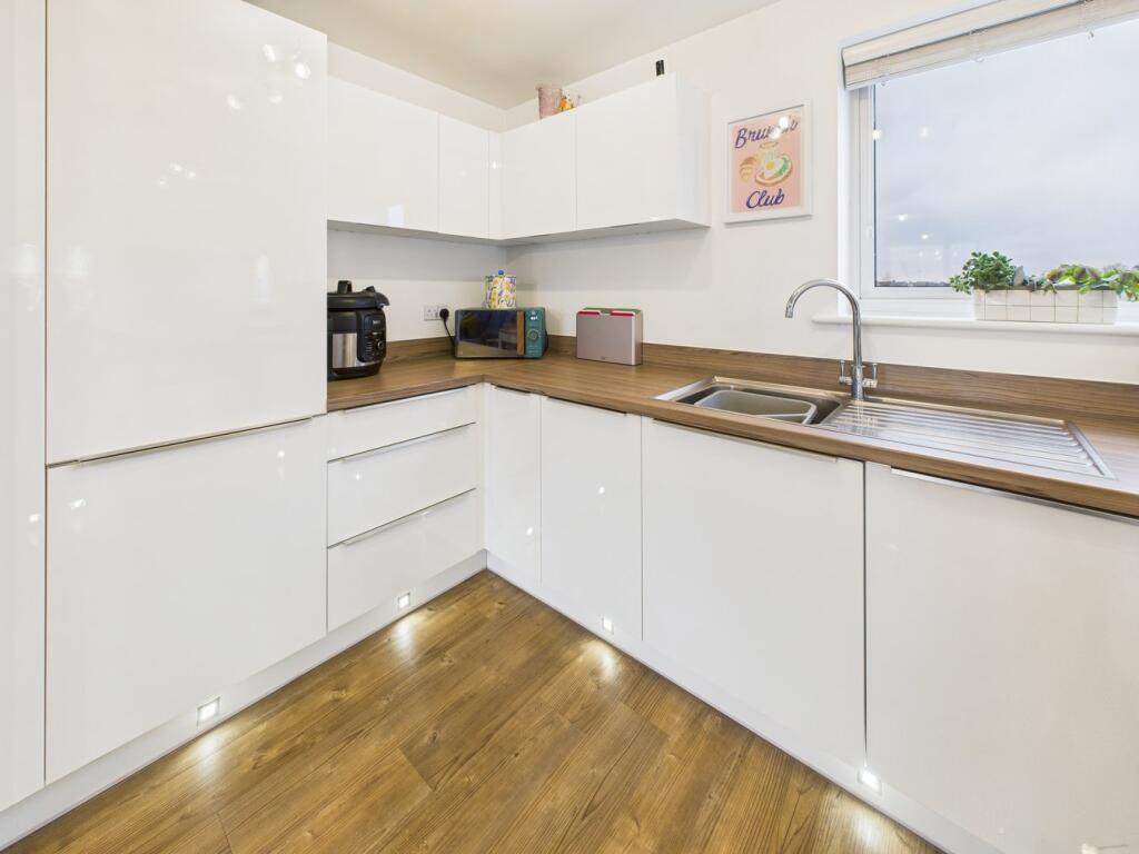 Tavener Drive, Biggleswade, SG18 photo 3