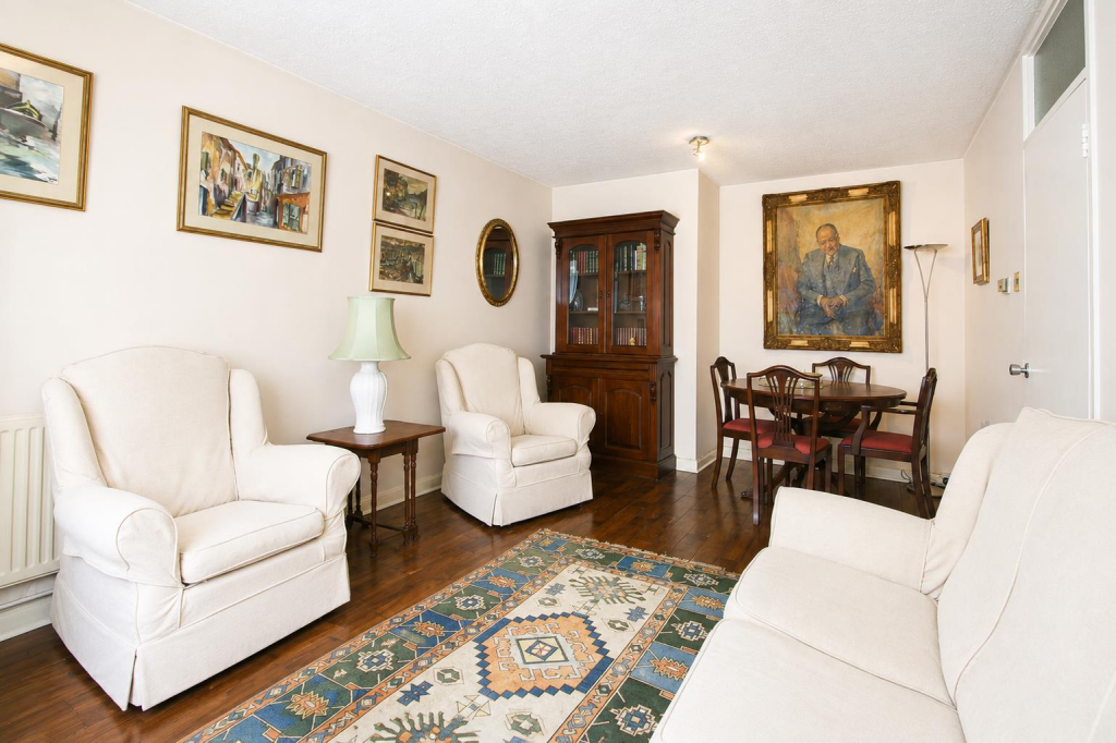 Main image of property: West Hill, London
