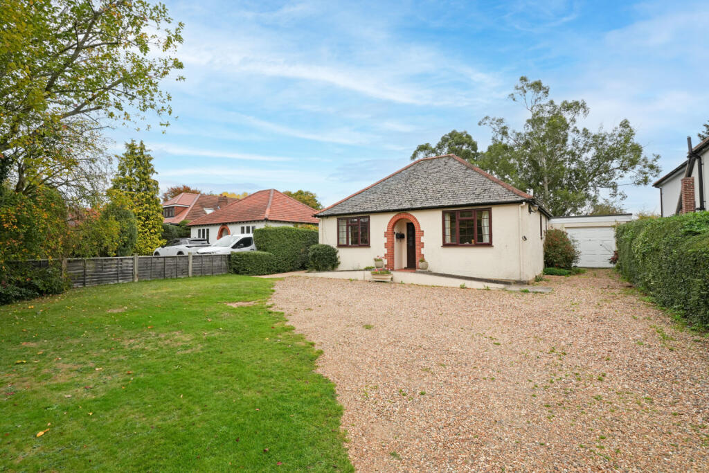 Dunmow Road, Hatfield Heath, Bishop's Stortford, Essex, CM22 photo 3