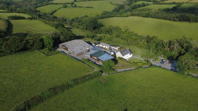dji_fly_20250610_183642_30_1749577128376_photo_opt