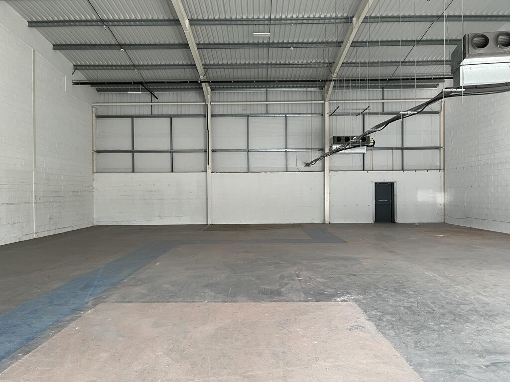 Main image of property: Unit 5, The Bermuda Trade Centre, Hamilton Way, Bermuda Park, Nuneaton, Warwickshire, CV10 7RA