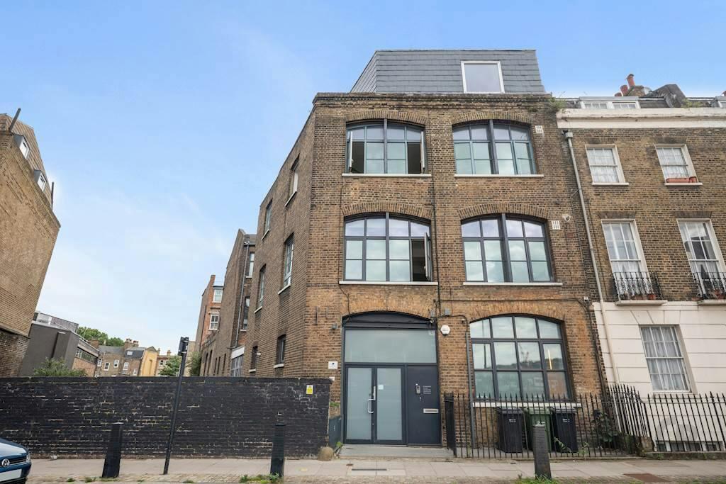 Main image of property: 27 Swinton Street, London, WC1X 9NW