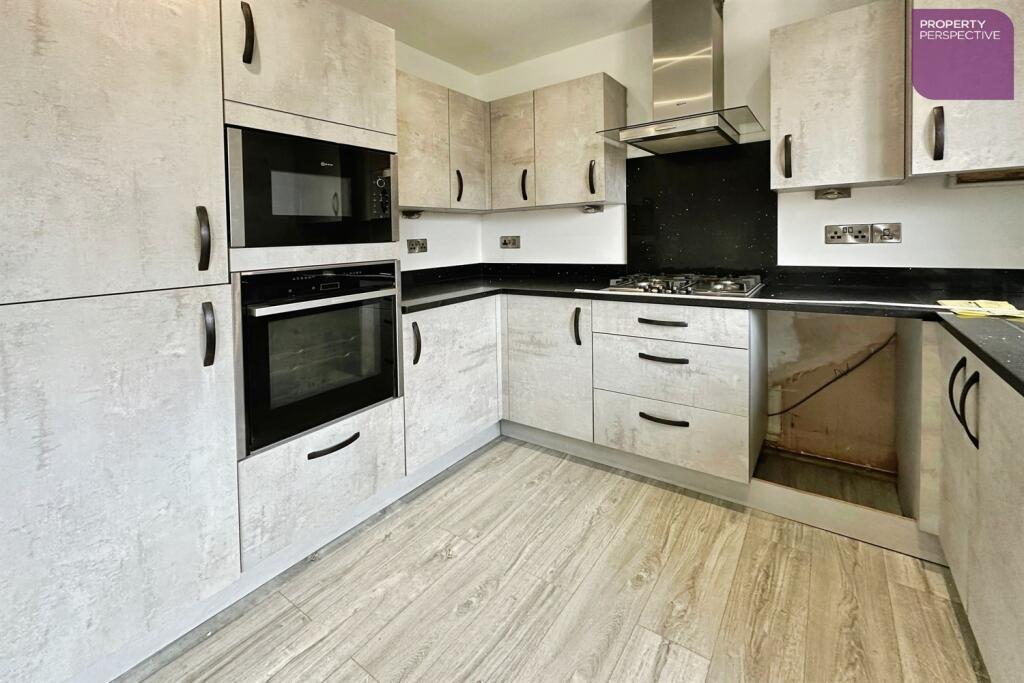 House in Macclesfield, Cheshire East - View 5