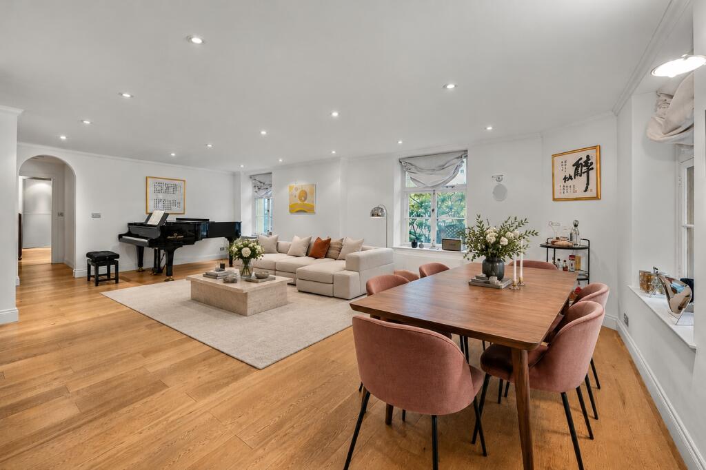 Apartment in London, City of Westminster - View 2