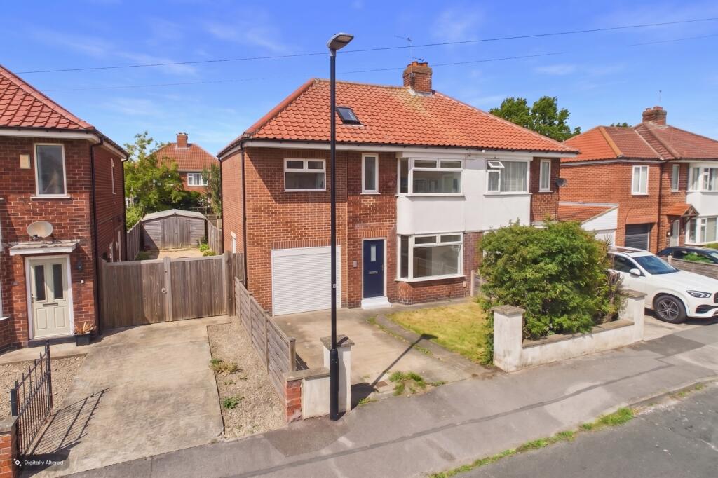 Main image of property: Lawnswood Drive, York, North Yorkshire, YO30 5QL