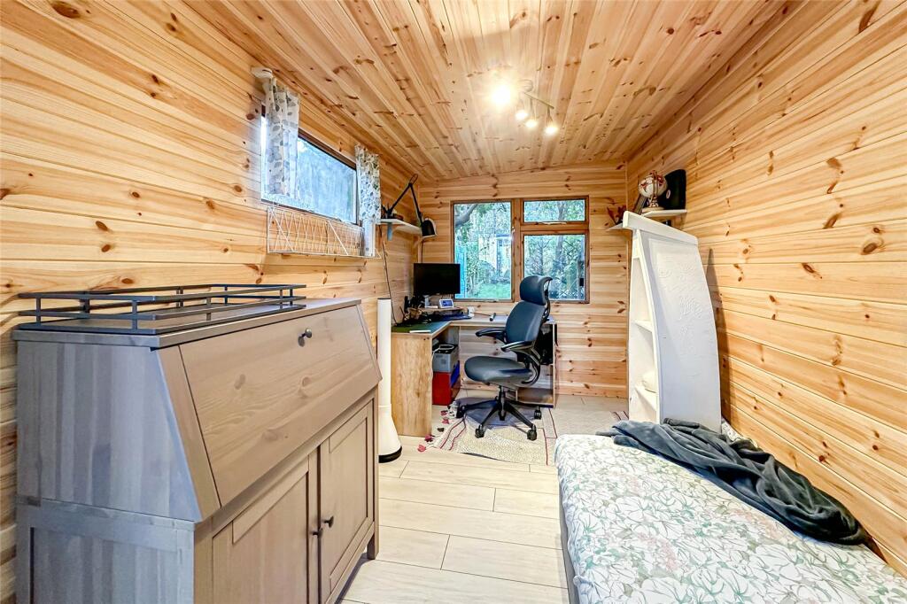 Additional image 16 of Park Street, St. Albans, Hertfordshire, AL2