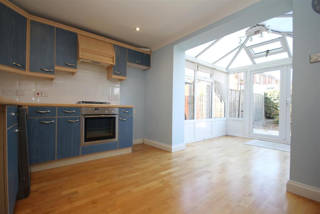 House in Fareham, Whiteley - View 4