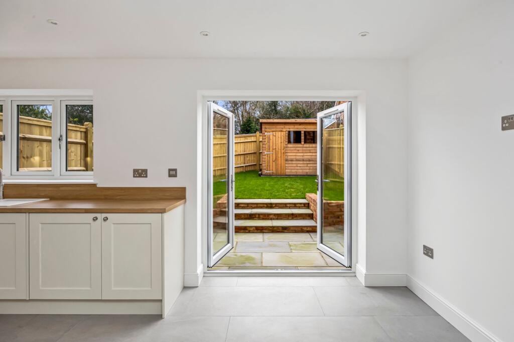 Osborne Road, Crowborough, TN6 image 3