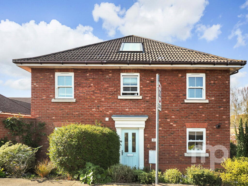 Evora Road, tranquil living environment with practical access to amenities, Wymondham ,Norfolk photo 3