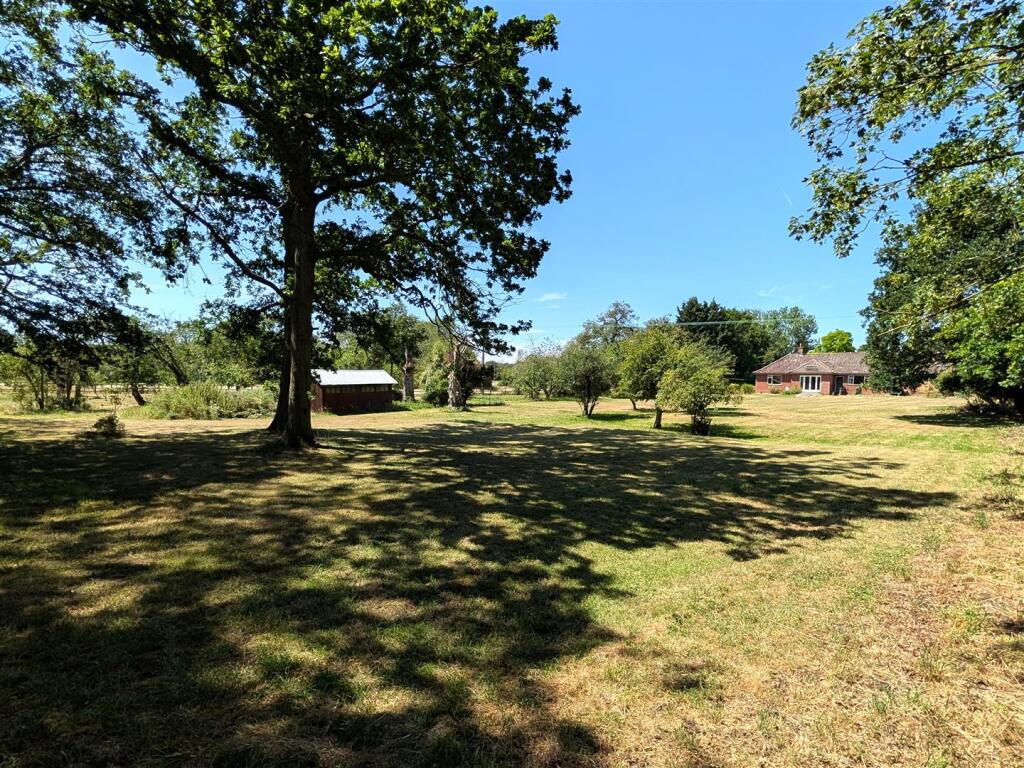 House in Ipswich - View 2