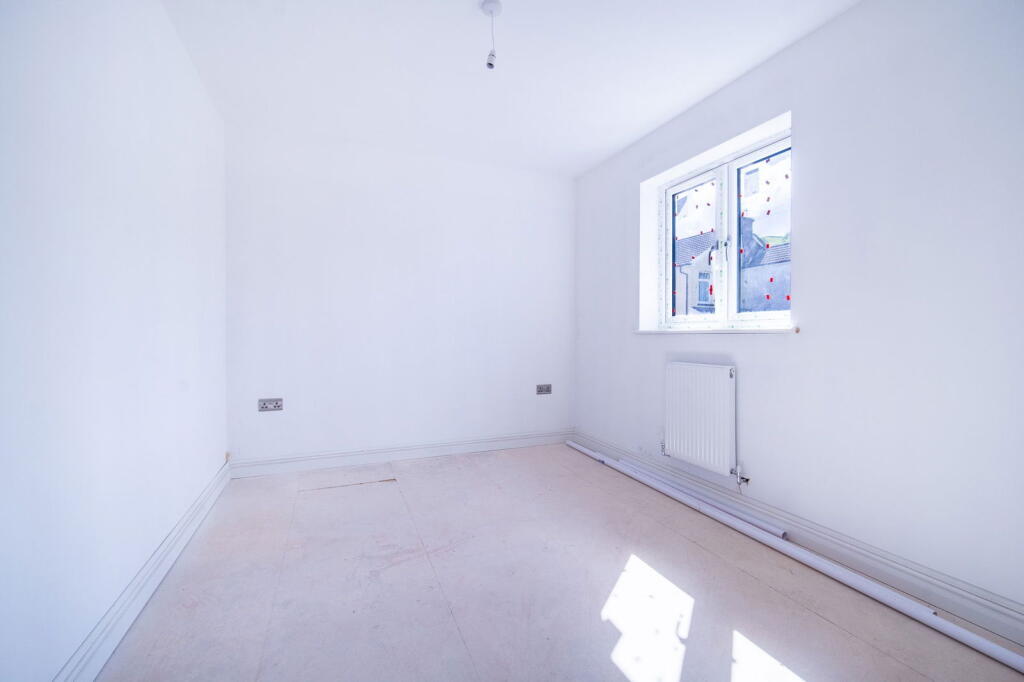 House in Caerphilly, Aber Valley - More