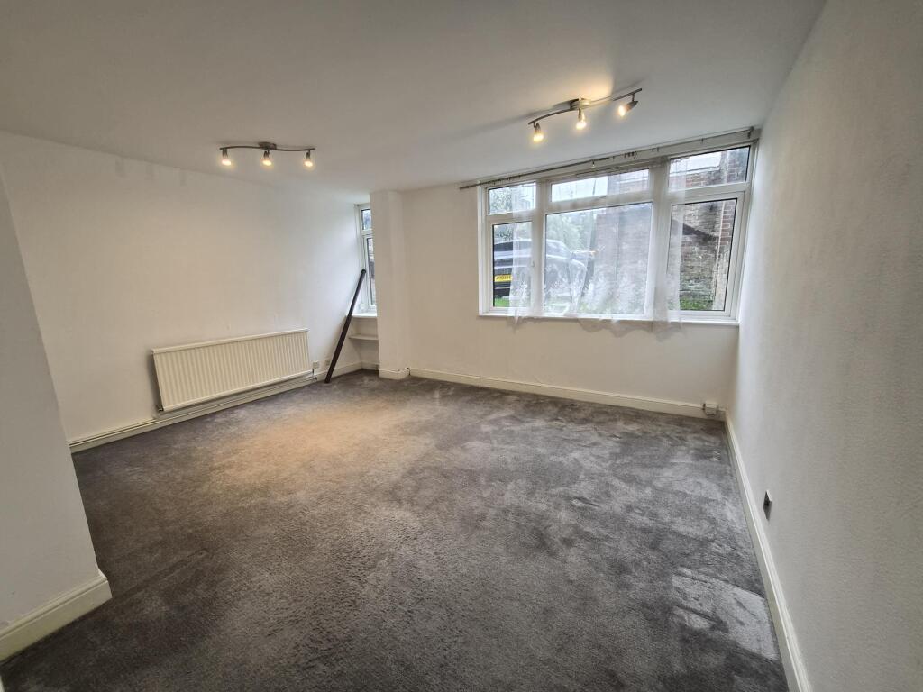 House in Chelmsford - View 2