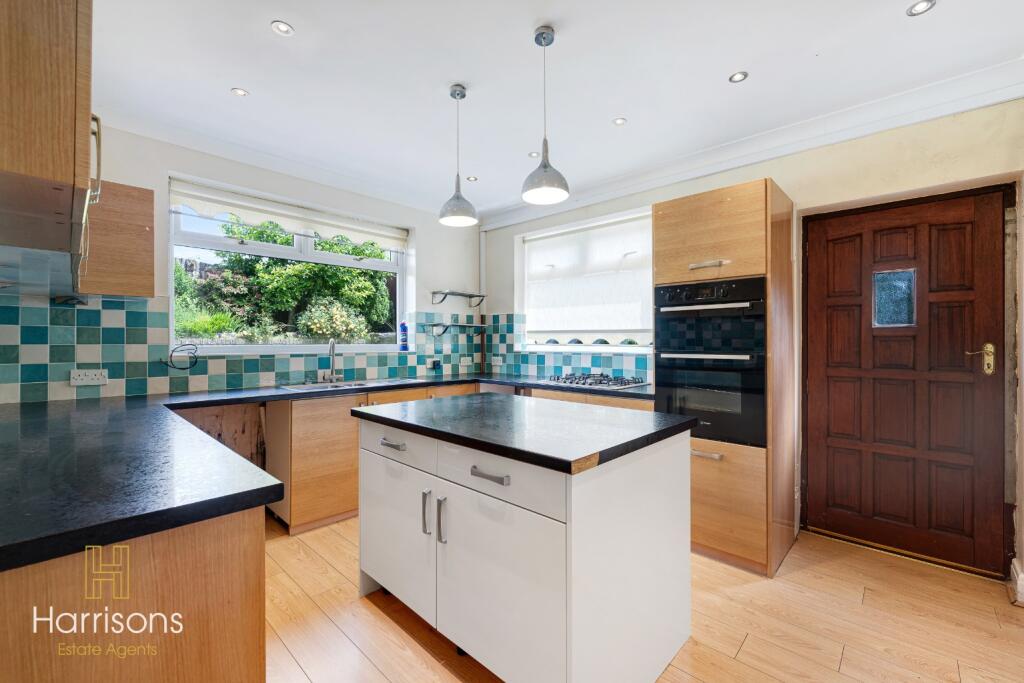 Plodder Lane, Farnworth, Bolton, Lancashire, BL4 photo 4