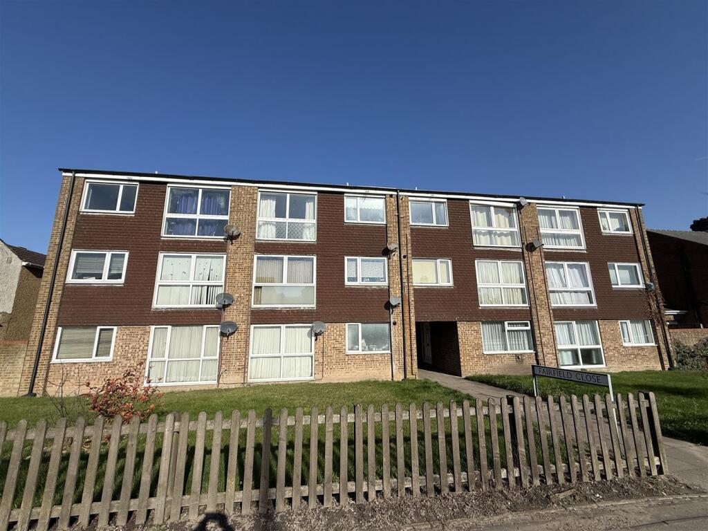 Main image of property: Fairfield Close, Dunstable