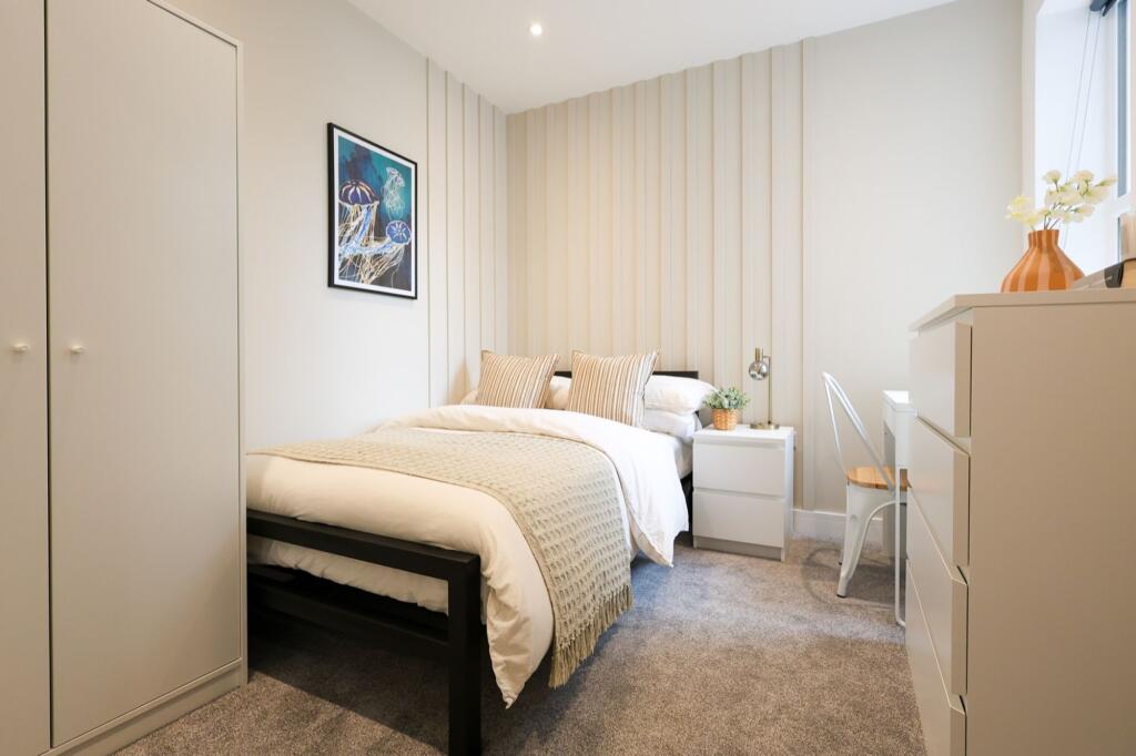 House in Portsmouth - View 5