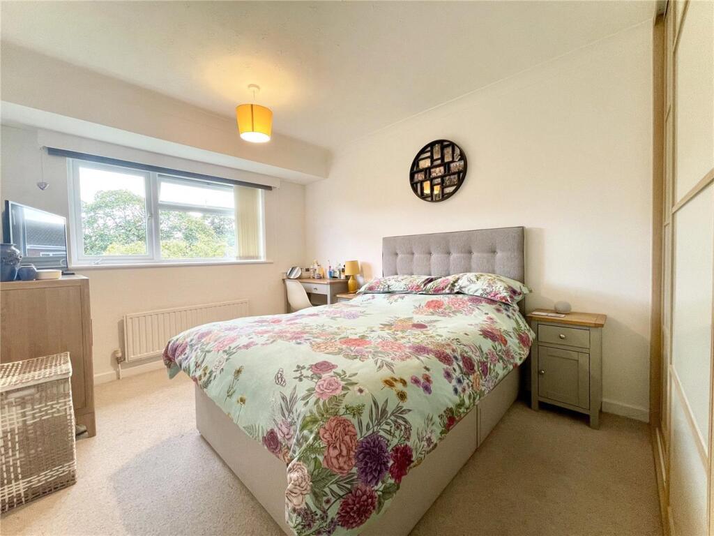Apartment in Bournemouth - More