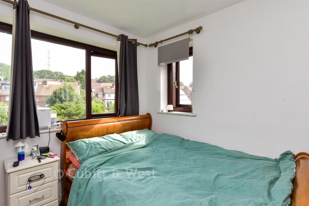 Apartment in Lewes - View 3