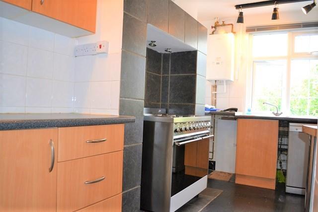 Apartment in Twickenham - View 2